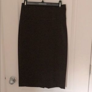 High waist pencil skirt